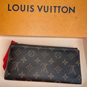 Louie Vuitton Wallet